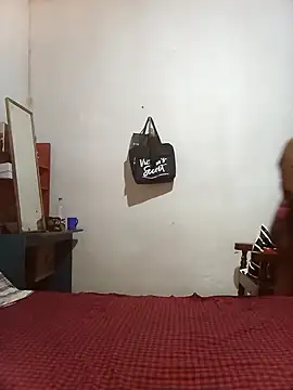 Aroma Sl online show from 09/22/25, 11:18