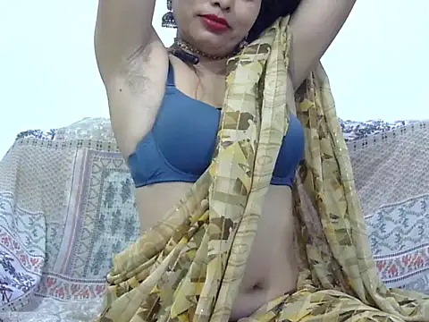 Snapshot of mishi_kaur chatting on 02/10/25, 04:41 mishi kaur online show from 02/10/25, 04:41