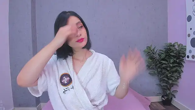 Tiffany mendez online show from 01/06/26, 12:09