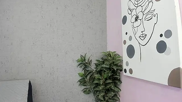 Tiffany mendez online show from 02/25/26, 12:04