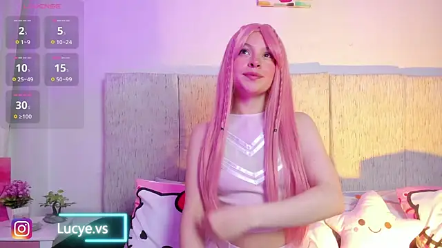 LucyEvans  online show from 10/13/25, 04:23