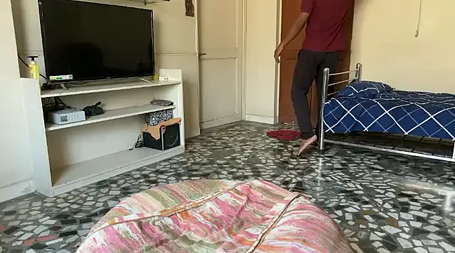 wild x predator online show from 02/22/25, 05:23