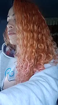 Sexy-Favgirl online show from 03/06/25, 11:53