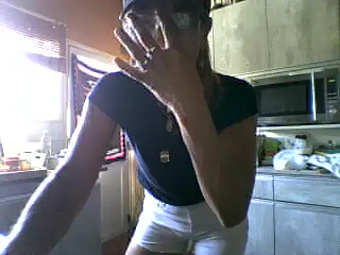 Snapshot of sabinytahot chatting on 12/03/24, 12:49 sabinytahot online show from 12/03/24, 12:49