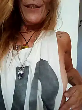 Snapshot of sabinytahot chatting on 02/26/26, 02:49 sabinytahot online show from 02/26/26, 02:49