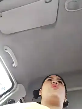 Miia grand online show from 02/06/25, 12:37