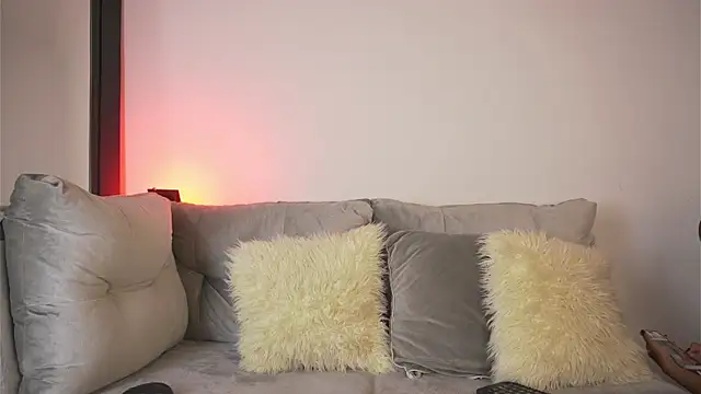 alanajonhsonm online show from 12/21/25, 06:31