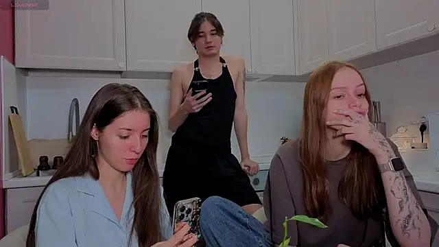 fcjuicy pussy online show from 12/20/25, 10:00