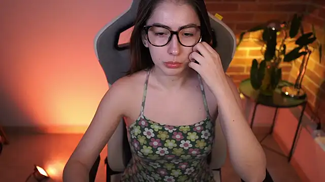 anyacutex online show from 01/19/25, 10:39