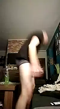 wariacik0024 online show from 12/20/24, 11:47