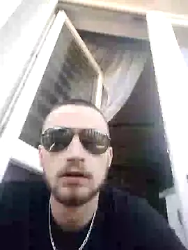 wariacik0024 online show from 03/06/25, 09:36