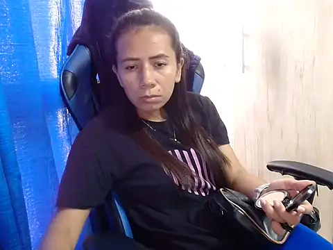 Erotic latina online show from 03/18/25, 09:21