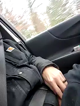 Snapshot of MysteriousFire23 chatting on 12/25/24, 07:13 MysteriousFire23 online show from 12/25/24, 07:13