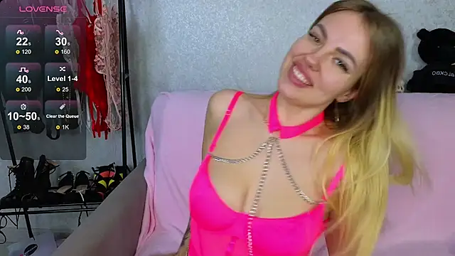 EmilyRobbie online show from 02/07/25, 09:04