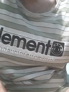 Snapshot of hugosafado333 chatting on 10/11/25, 05:50 hugosafado333 online show from 10/11/25, 05:50