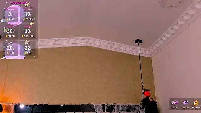 Snapshot of kimCosseyy chatting on 10/22/25, 03:07 kimCosseyy online show from 10/22/25, 03:07