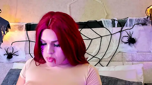 Snapshot of kimCosseyy chatting on 10/24/25, 03:14 kimCosseyy online show from 10/24/25, 03:14