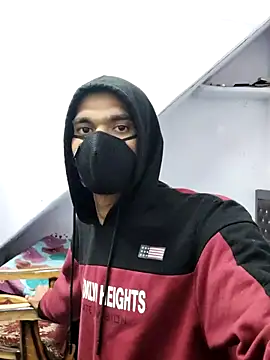 Snapshot of Habibi_big_b chatting on 01/11/25, 04:36 Habibi big b online show from 01/11/25, 04:36