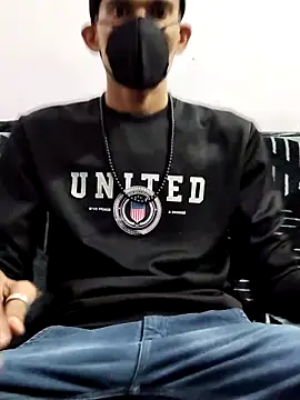 Snapshot of Habibi_big_b chatting on 02/09/25, 09:16 Habibi big b online show from 02/09/25, 09:16