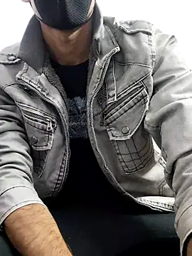 Snapshot of Habibi_big_b chatting on 02/20/25, 09:31 Habibi big b online show from 02/20/25, 09:31