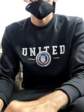 Snapshot of Habibi_big_b chatting on 03/03/25, 08:00 Habibi big b online show from 03/03/25, 08:00