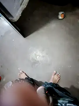 Snapshot of Habibi_big_b chatting on 10/16/25, 06:25 Habibi big b online show from 10/16/25, 06:25