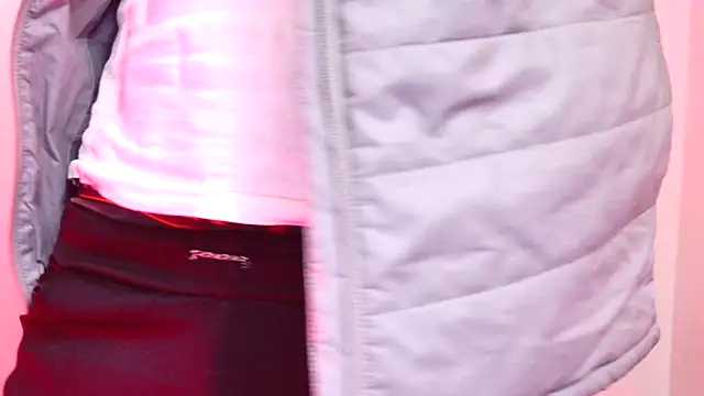 Snapshot of Habibi_big_b chatting on 11/15/25, 05:42 Habibi big b online show from 11/15/25, 05:42