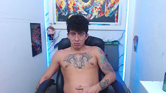 targuerian22 online show from 11/09/25, 04:16