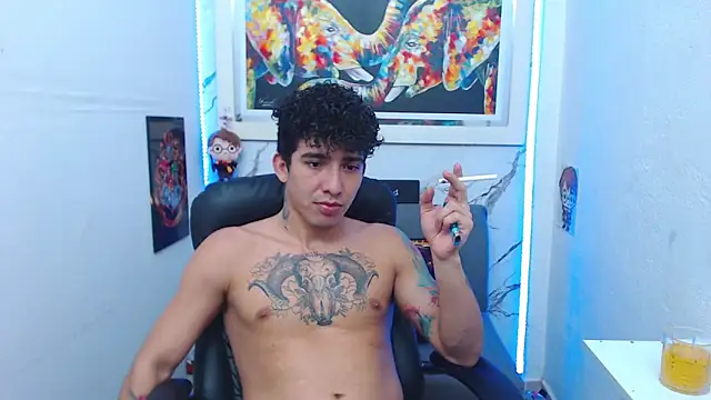 targuerian22 online show from 11/12/25, 02:23