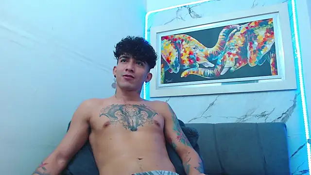 targuerian22 online show from 02/04/26, 03:01