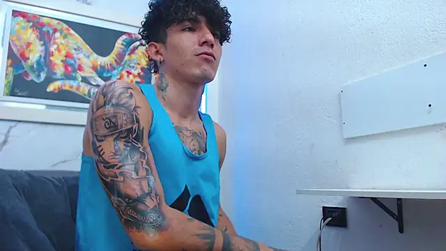 targuerian22 online show from 03/26/26, 01:22