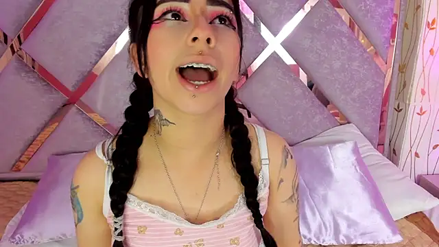 hanna  azumi online show from 02/28/25, 07:58