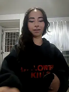 hanna  azumi online show from 03/06/25, 07:47