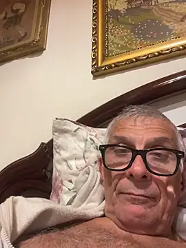 Snapshot of 4n4l1zz4m1 chatting on 03/22/26, 12:03 4n4l1zz4m1 online show from 03/22/26, 12:03