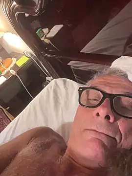 Snapshot of 4n4l1zz4m1 chatting on 04/11/26, 11:09 4n4l1zz4m1 online show from 04/11/26, 11:09