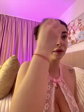 GraceCarther online show from 04/06/26, 07:04