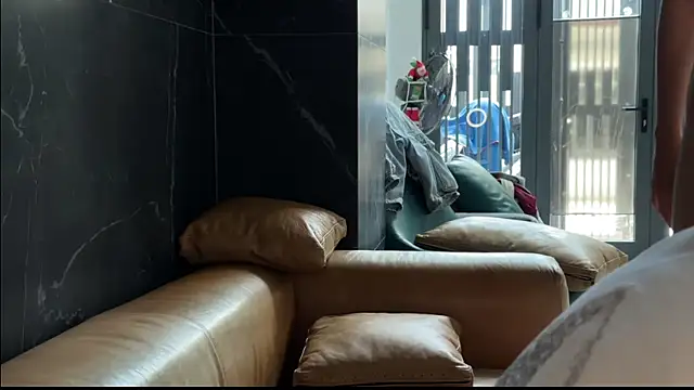 Flying-Dutchmana online show from 04/13/26, 04:51