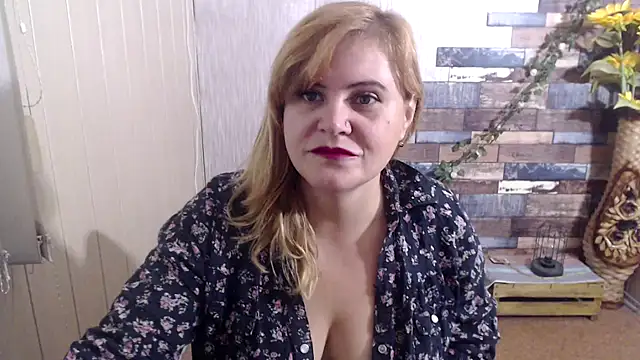 DaniellaKiss online show from 09/21/25, 08:05