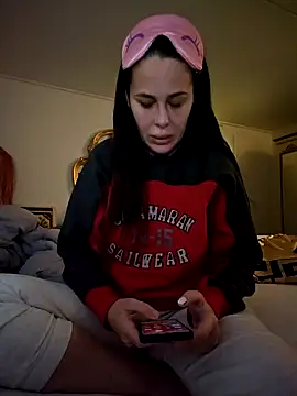 Liilii22 online show from 01/07/25, 03:44