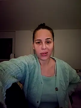 Liilii22 online show from 01/28/25, 10:23