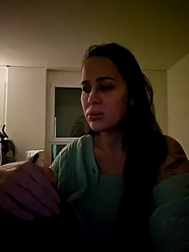 Liilii22 online show from 02/01/25, 05:58