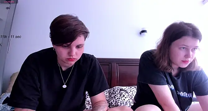 Snapshot of jessica_tenderly chatting on 02/25/25, 11:00 jessica tenderly online show from 02/25/25, 11:00