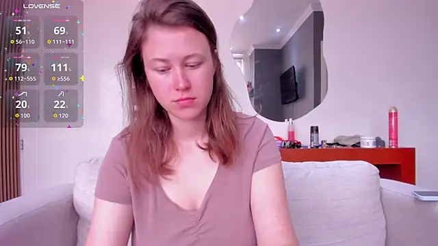 Snapshot of jessica_tenderly chatting on 10/23/25, 03:44 jessica tenderly online show from 10/23/25, 03:44