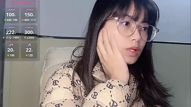 Snapshot of Honey-cici chatting on 03/18/25, 09:31 Honey-cici online show from 03/18/25, 09:31