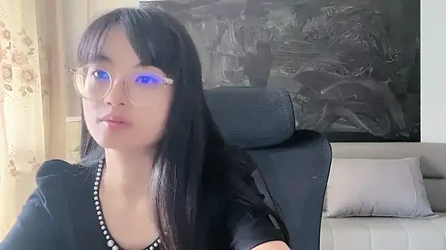 Honey-cici online show from 09/28/25, 07:03