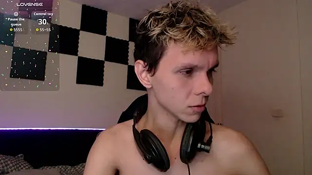 bryamado69 online show from 10/05/25, 07:28