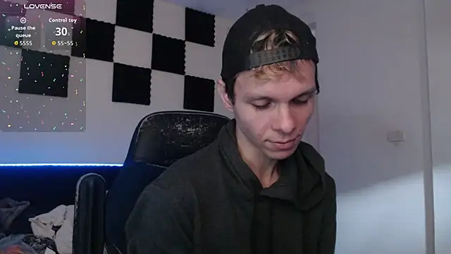 bryamado69 online show from 10/11/25, 12:36