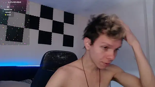 bryamado69 online show from 10/24/25, 02:46