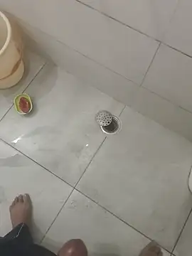 Gururonny07 online show from 10/19/25, 12:44