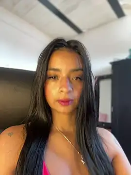 Laura fernandezII online show from 02/05/25, 03:20